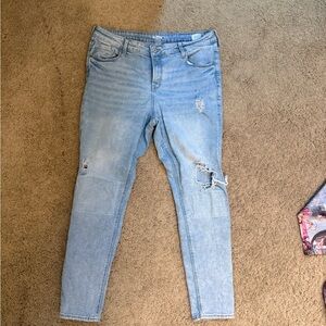 Old Navy Light Blue Skinny Jeans